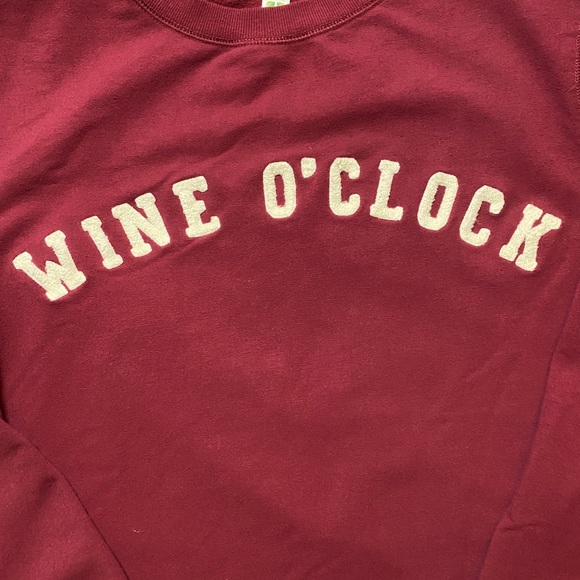 Wine O’ Clock crew neck sweater - Picture 3 of 8